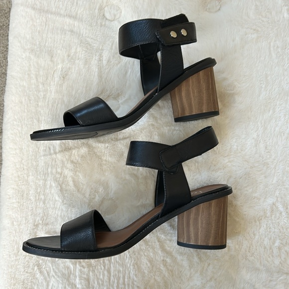 Franco Sarto Black Sandals with Wood Heel - Picture 4 of 5